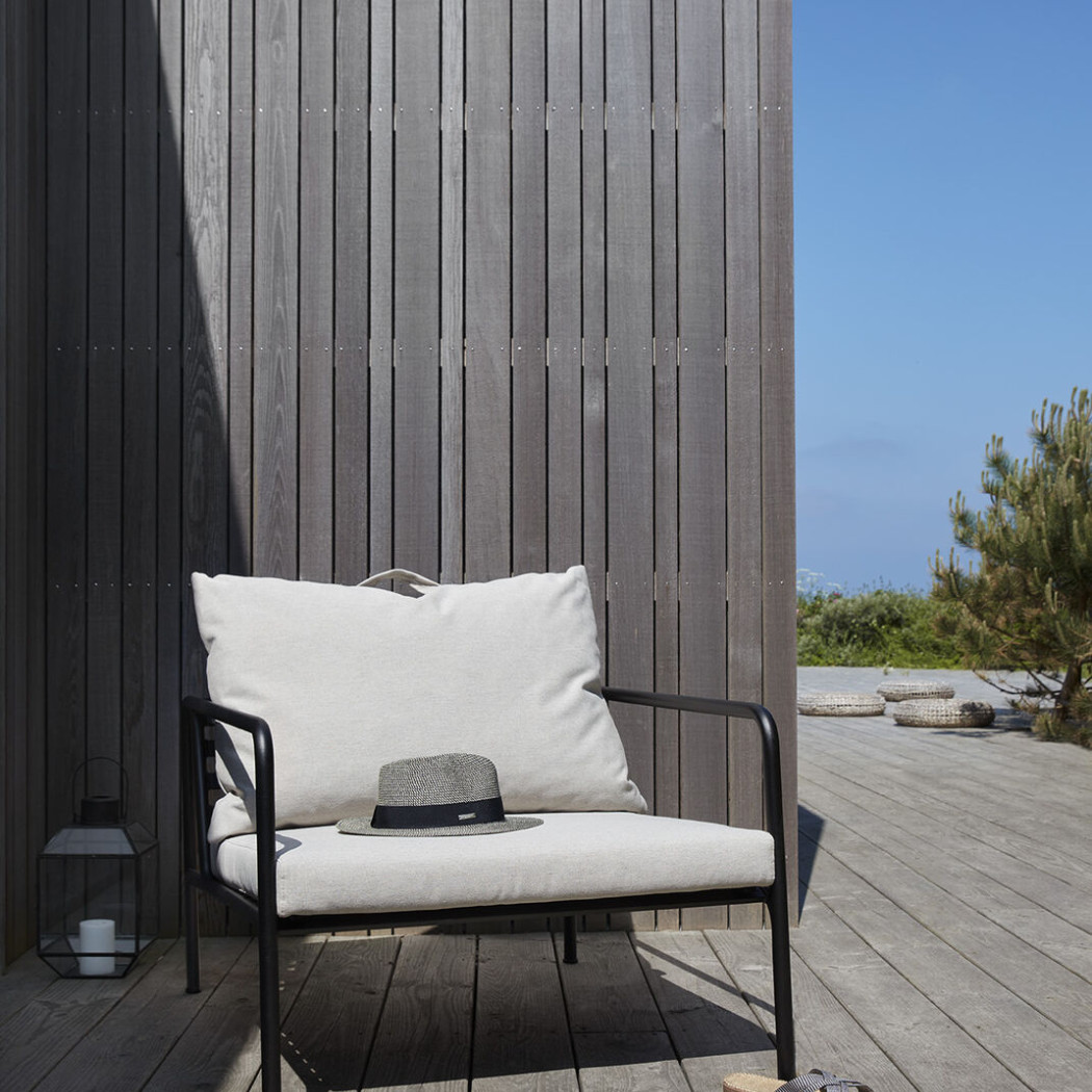 Крісло Avon Lounge Chair Ash