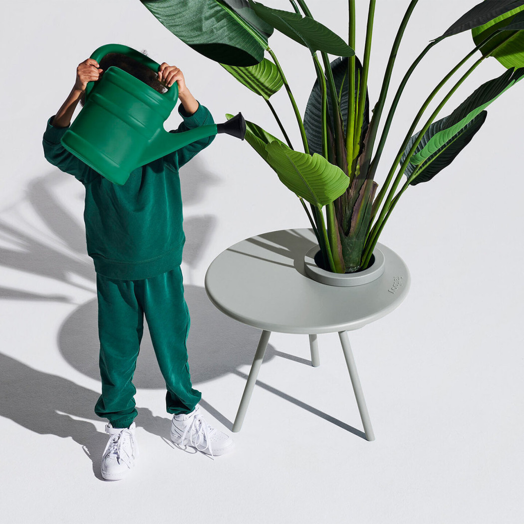 Столик Bakkes Light Grey