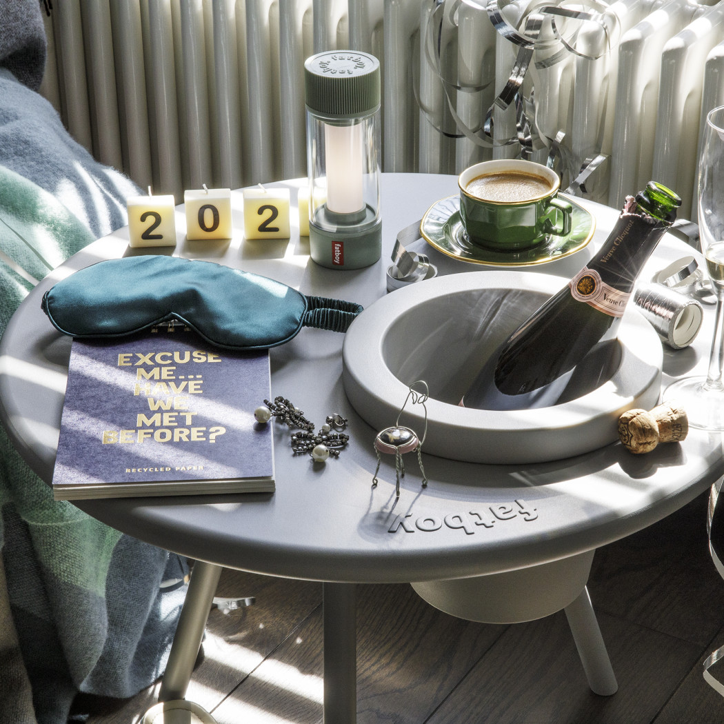 Столик Bakkes Light Grey