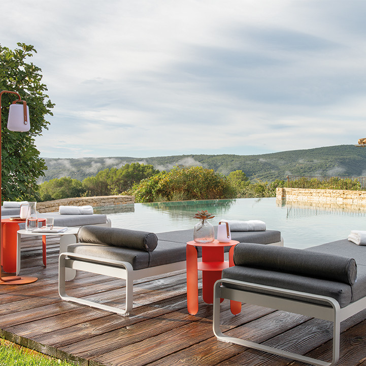 Upright Stand Balad H25 Red Ochre