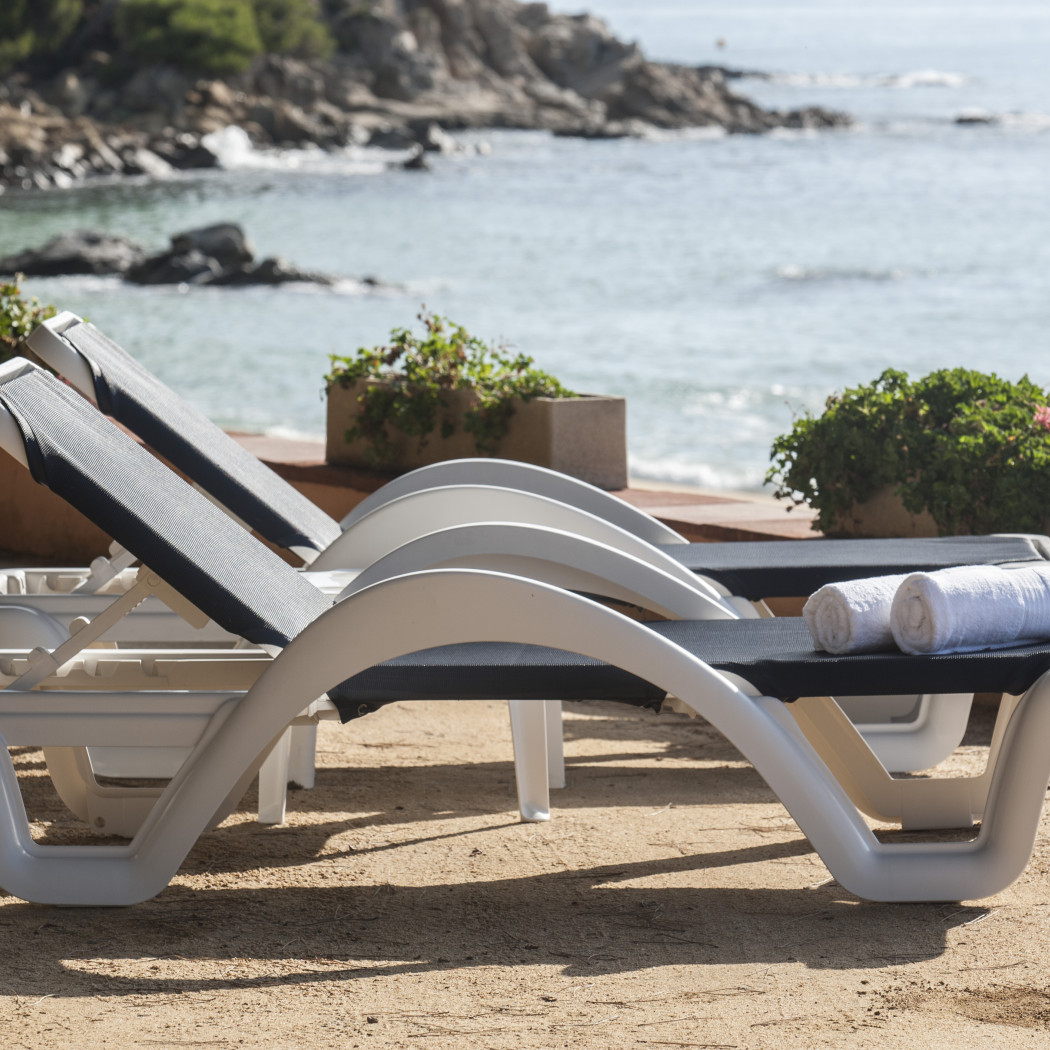 Шезлонг Carmen Dark