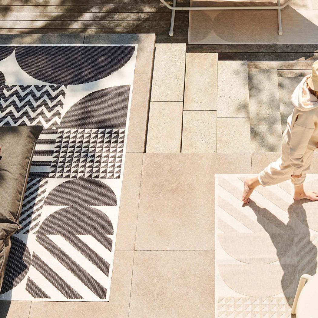 Carpretty Grand 200x290 Pop Up Black