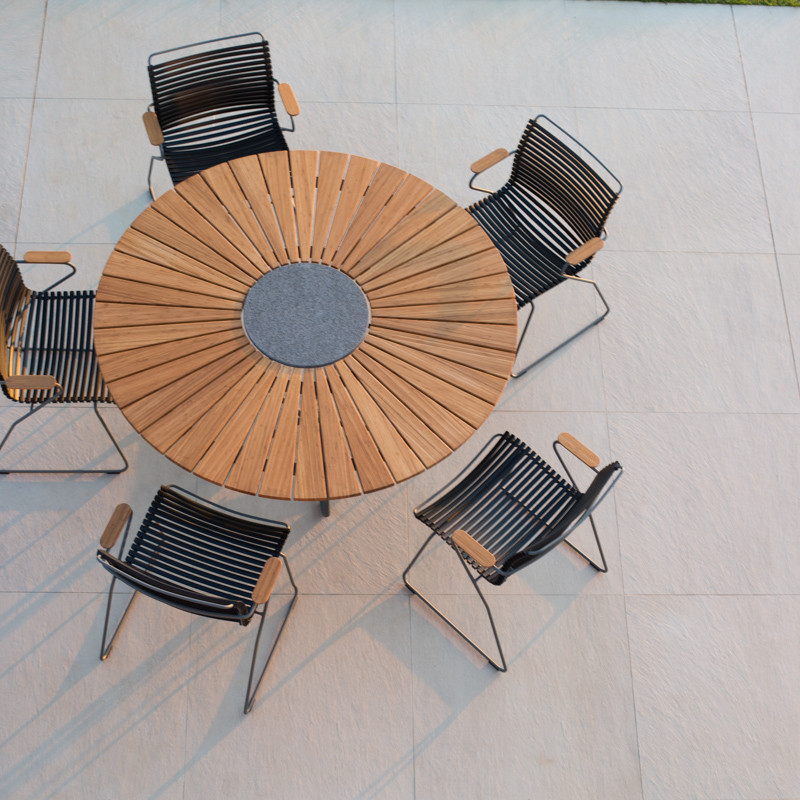 Обіднiй cтіл Circle D150