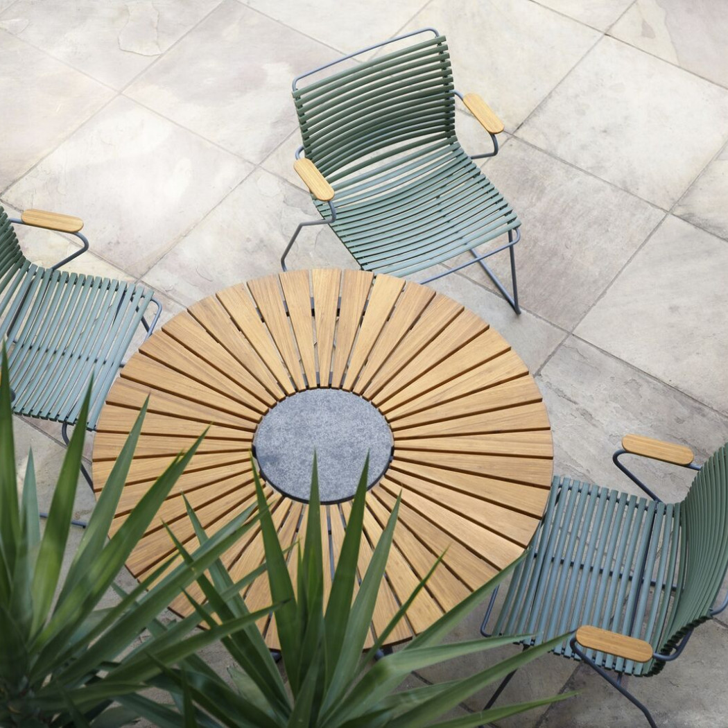 Обіднiй cтіл Circle D150