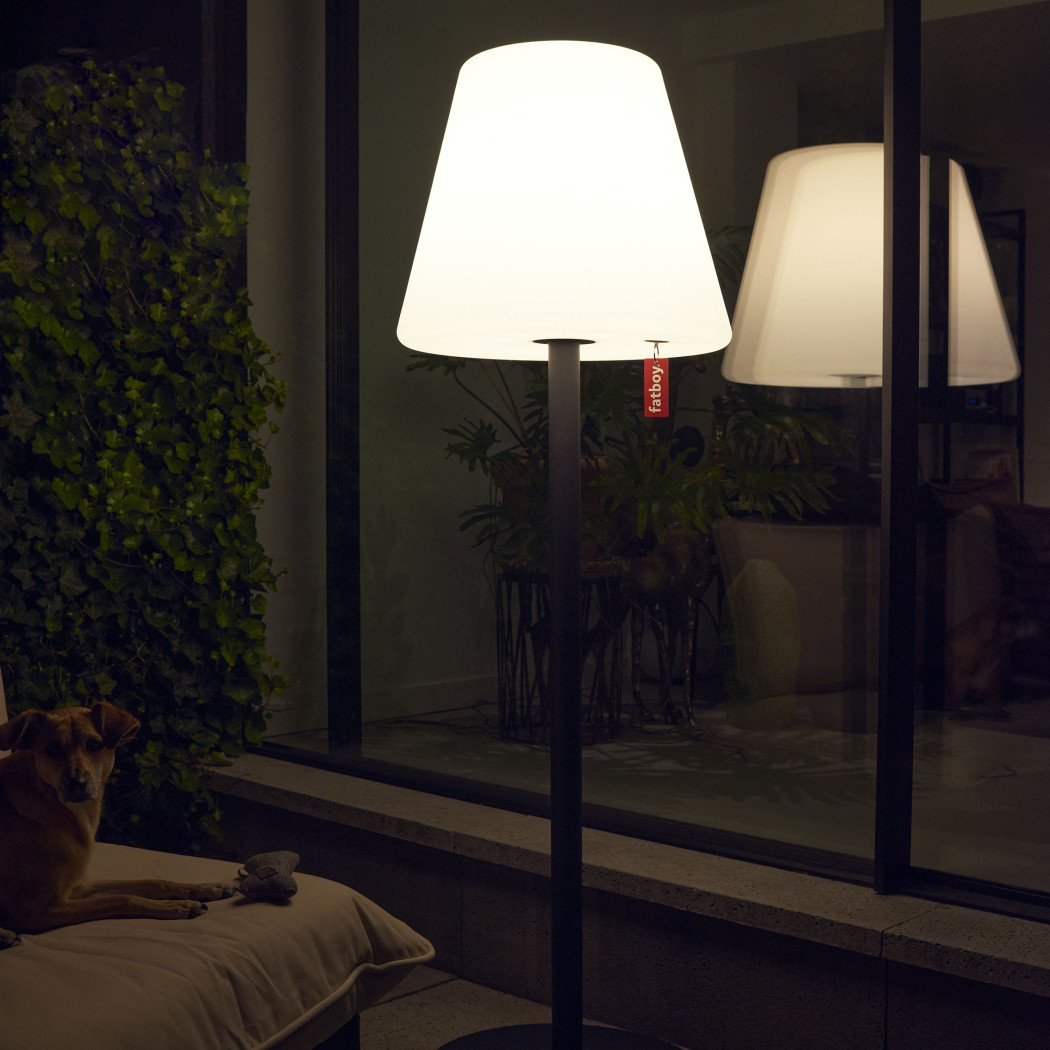 Edison the Giant White H182