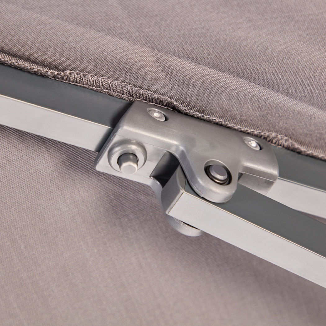 Парасолька Eolo Pureti 2.5x2.5 Taupe Sand з базою Bond 35