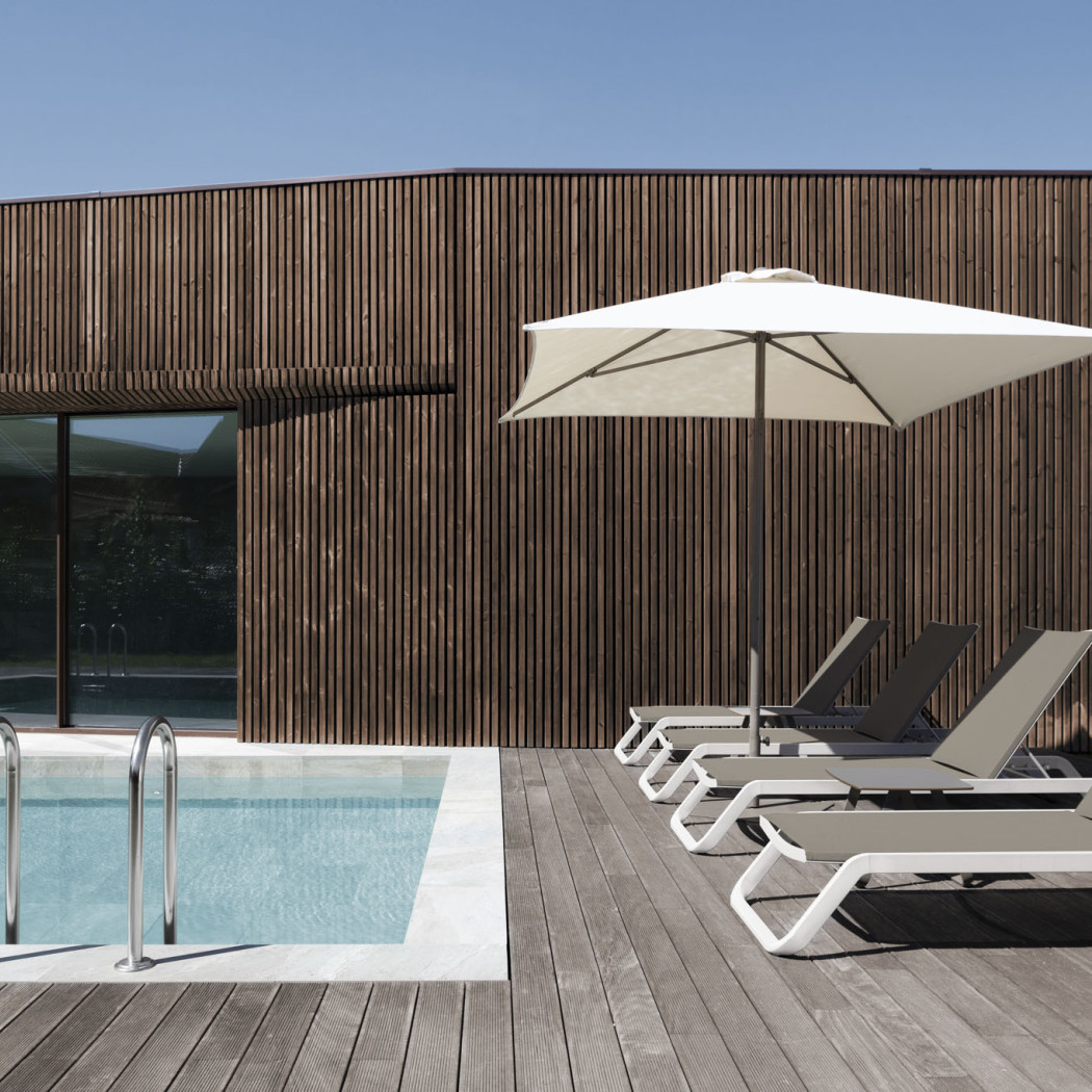 Парасолька Eolo Pureti 2.5x2.5 Taupe Sand з базою Bond 35