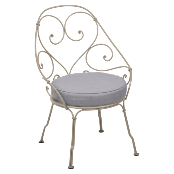 1900 Cabriolet Armchair Nutmeg