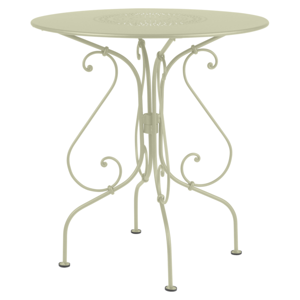 1900 Table 67 Willow Green