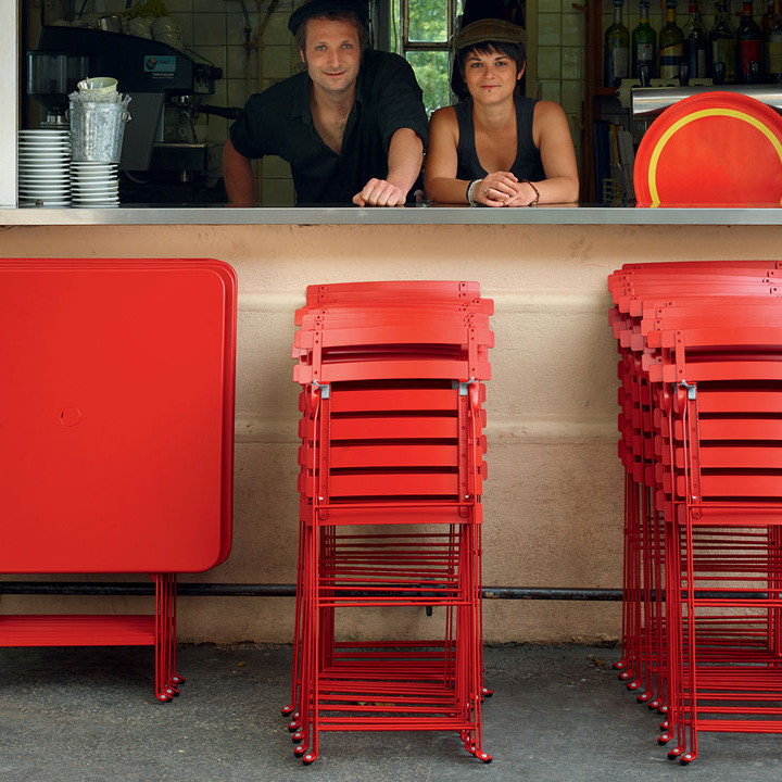 Bistro 71x71 Clay Grey