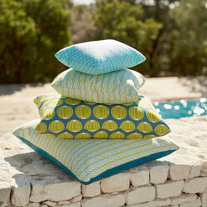 Bananes Cushion 44x44 Plum