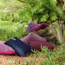 Bananes Cushion 44x44 Plum