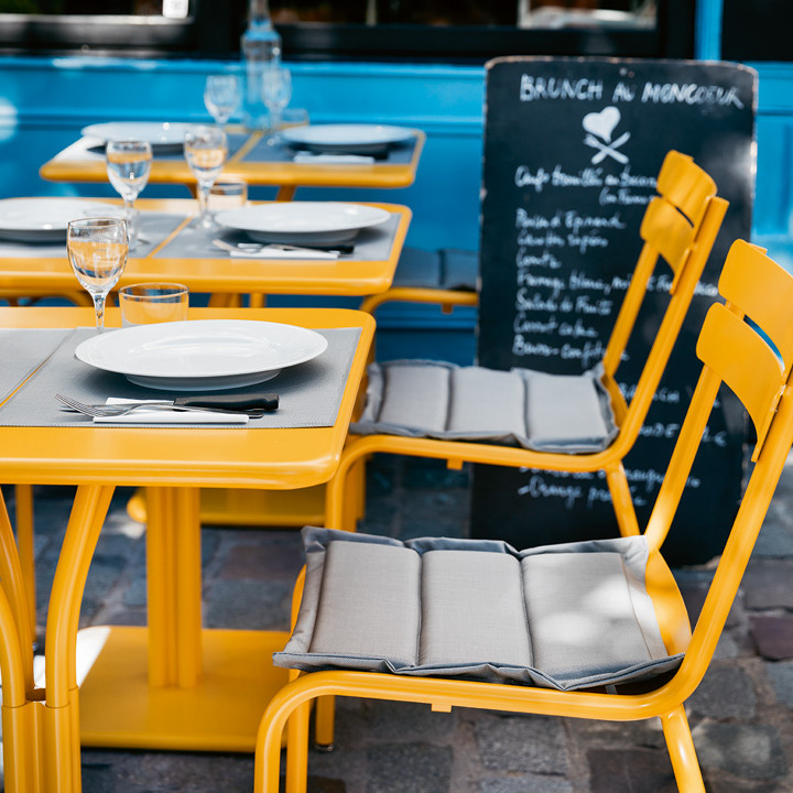 Luxembourg Basics Cushion 37х41 Almond Green