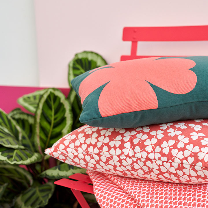 Trefle Cushion 44x30 Red Ochre