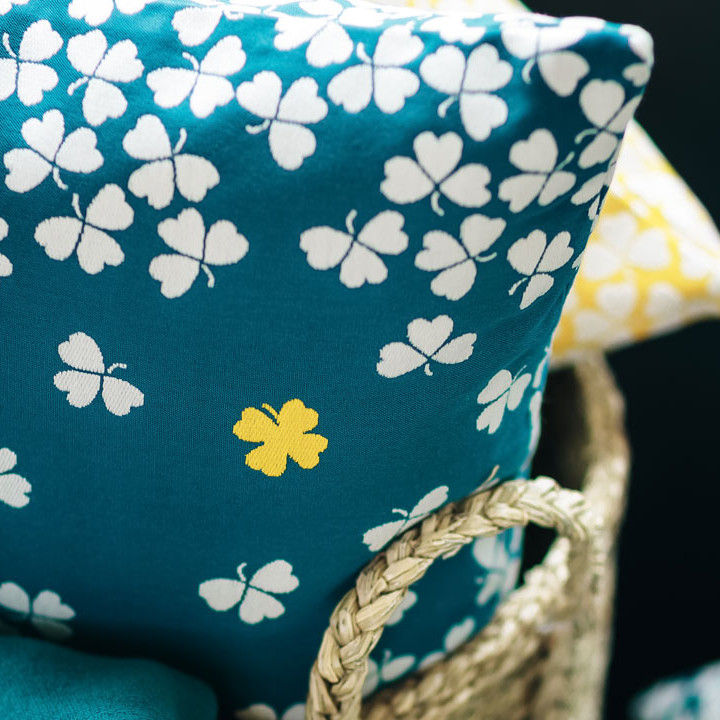 Trefle Cushion 68x44 Honey