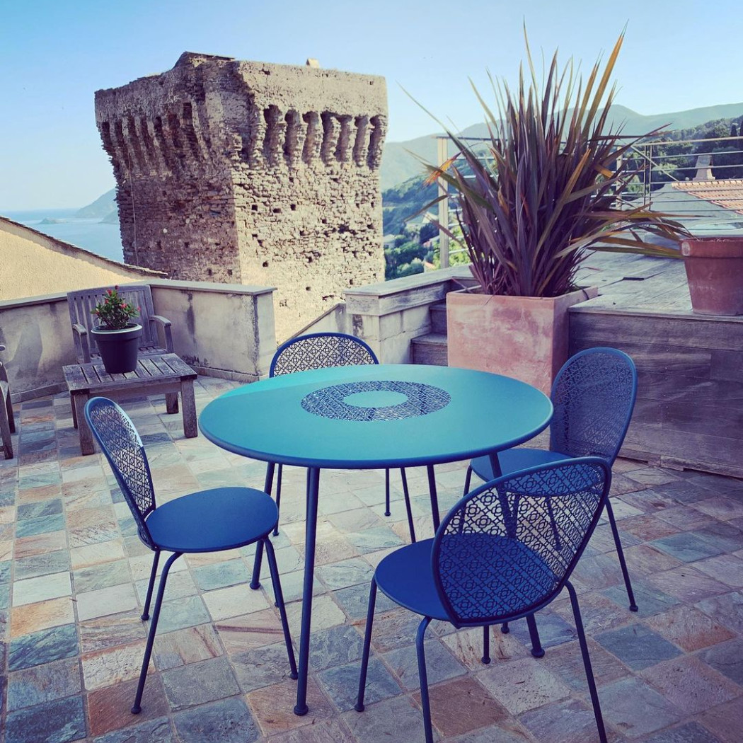 Lorette Table 110 Liquorice