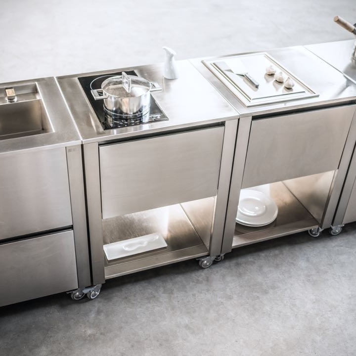 Container Stainless Steel 692x604x950 Drawer 1