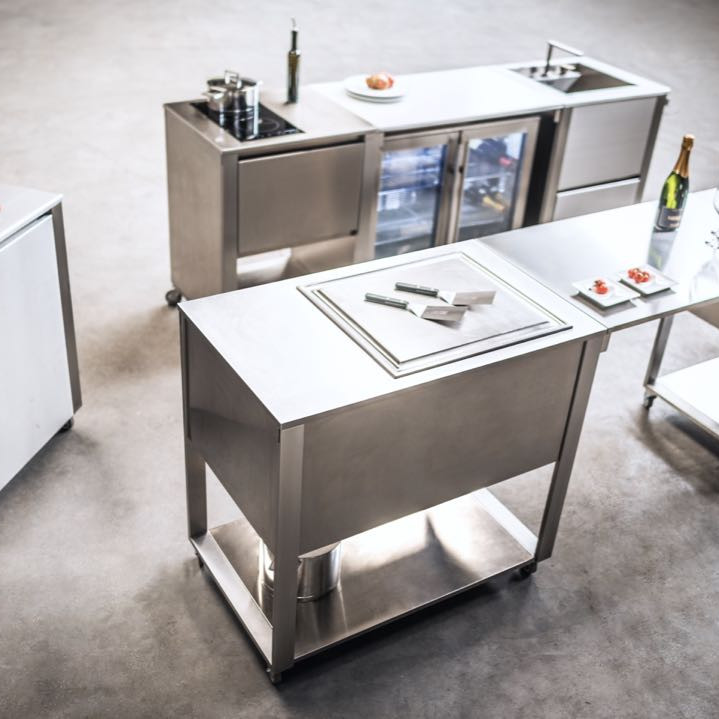 Container Stainless Steel 692x604x950