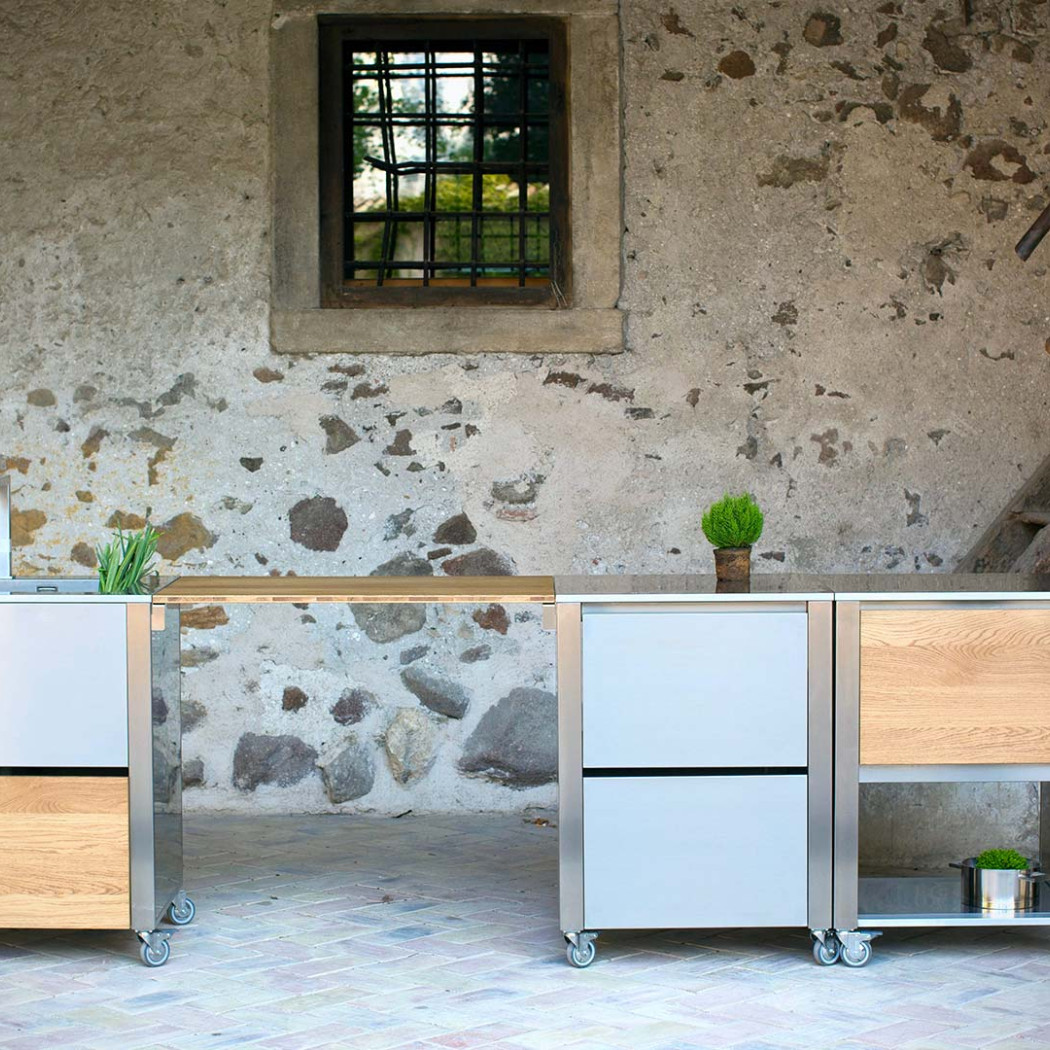 Container Stainless Steel 692x604x950