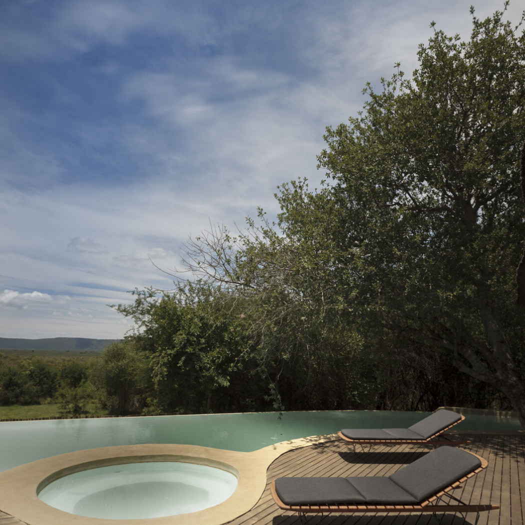 Подушка Molo Char