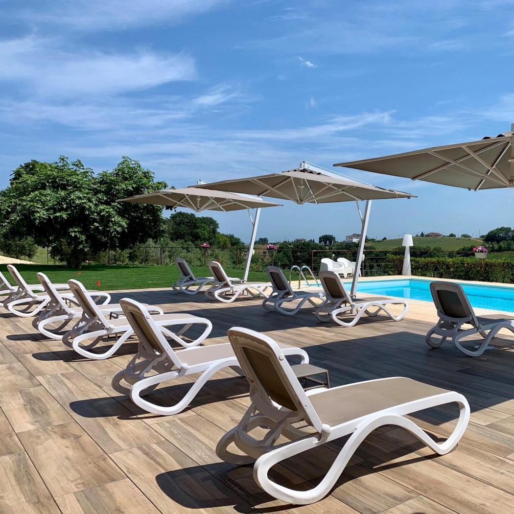 Шезлонг Omega Bianco Tortora