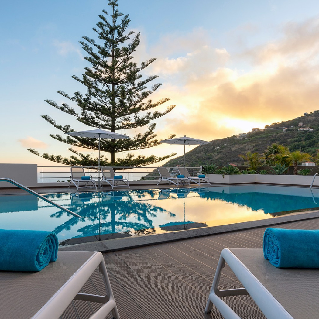 Шезлонг Atlantico Bianco Tortora