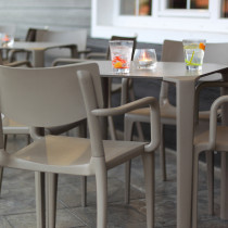 Стіл One 70 Sand