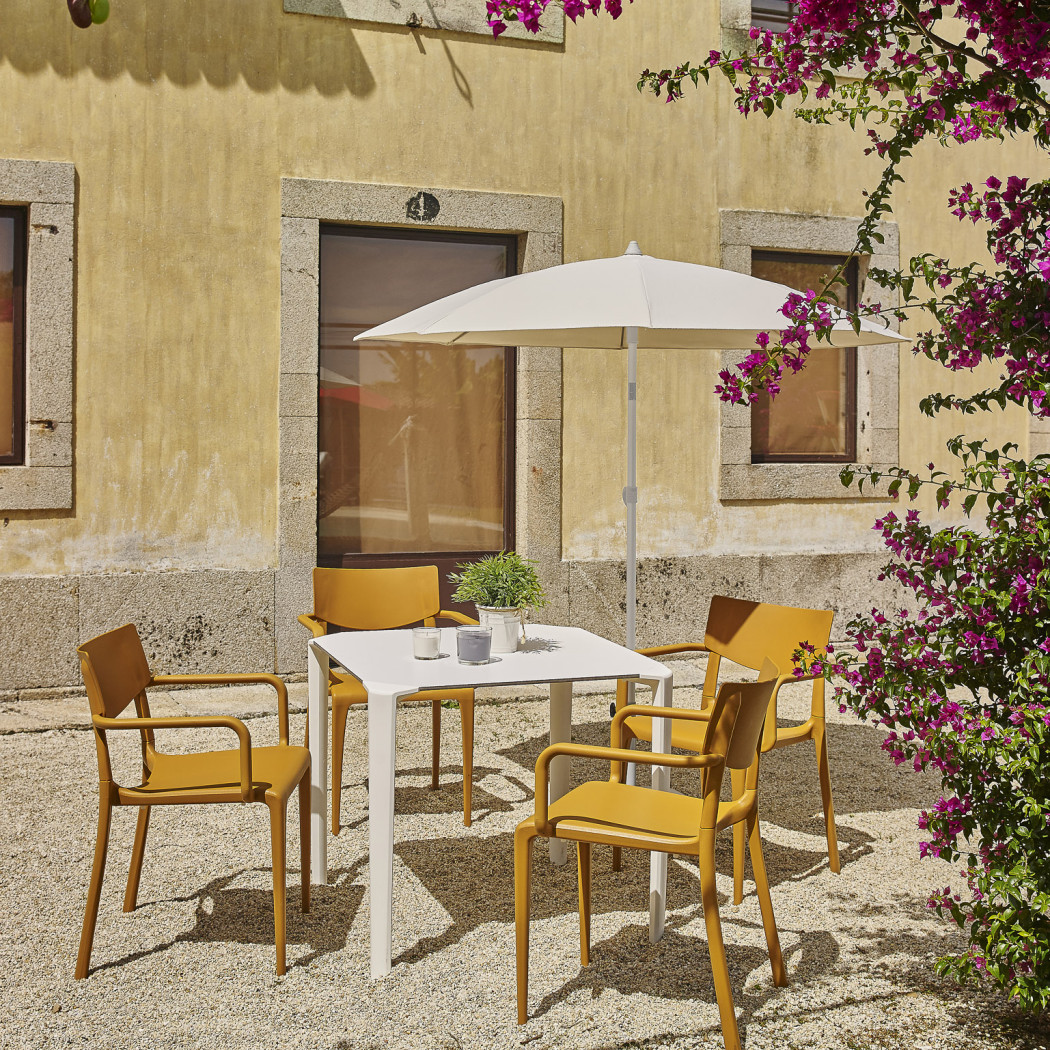 Стіл One 70 Sand