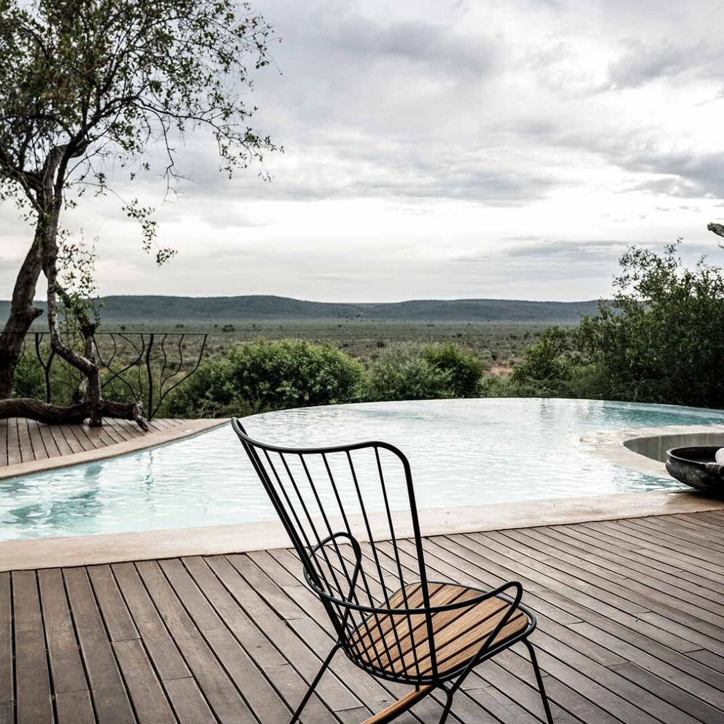 Paon Rocking Chair Black