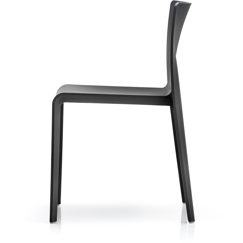 Стілець VOLT 670/NE