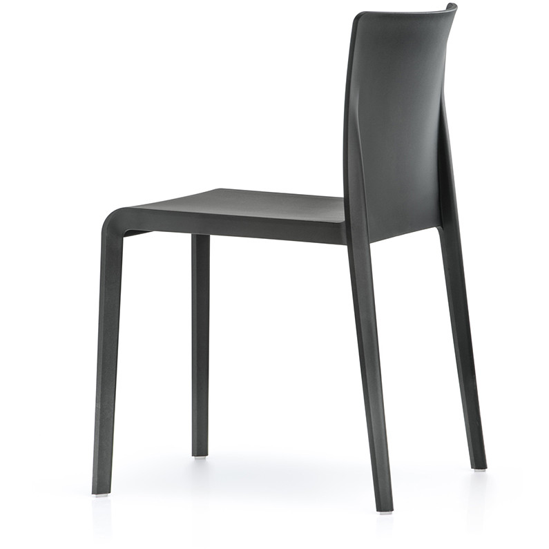 Стілець VOLT 670/NE