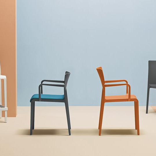 Крісло VOLT 675/BL