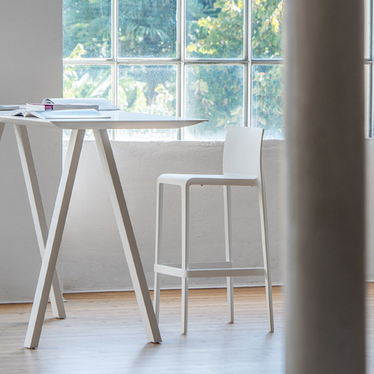 Барний стілець VOLT 677/GA