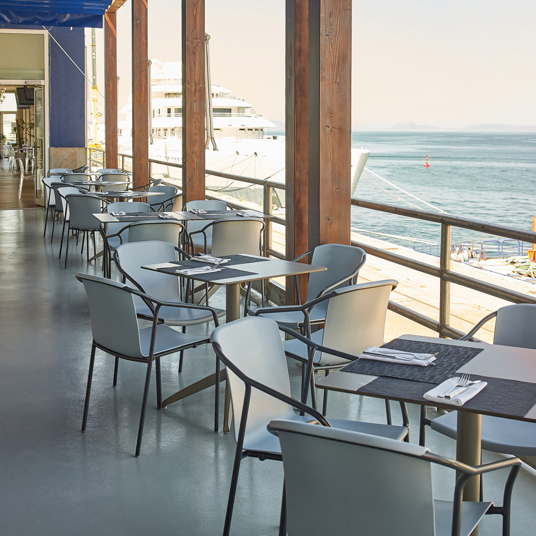 Стілець Rod Anthracite Anthracite