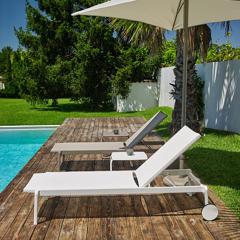 Шезлонг Lago White